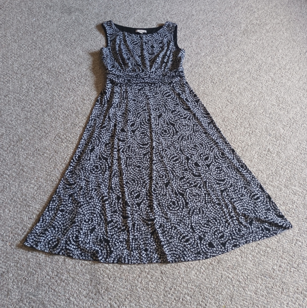Established Rushed Waist Midi Dress.